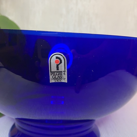 Beautiful VTG cobalt blue Pilgrim Glass bowl with original foil label, USA - Picture 4 of 6
